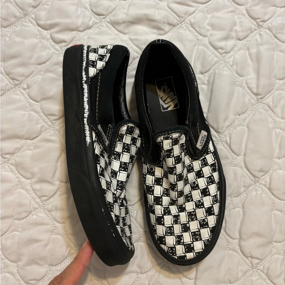 Checkered slip on vans youth